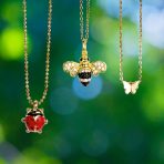 Elegant Queen Bee Pendant Necklace Black & Gold Zirconia 14K Gold Plated Silver - Image 4