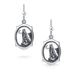 Oval Animal Totem Amulet Wicca Jewelry Howling Wolf Dangle Earrings Silver - Image 4